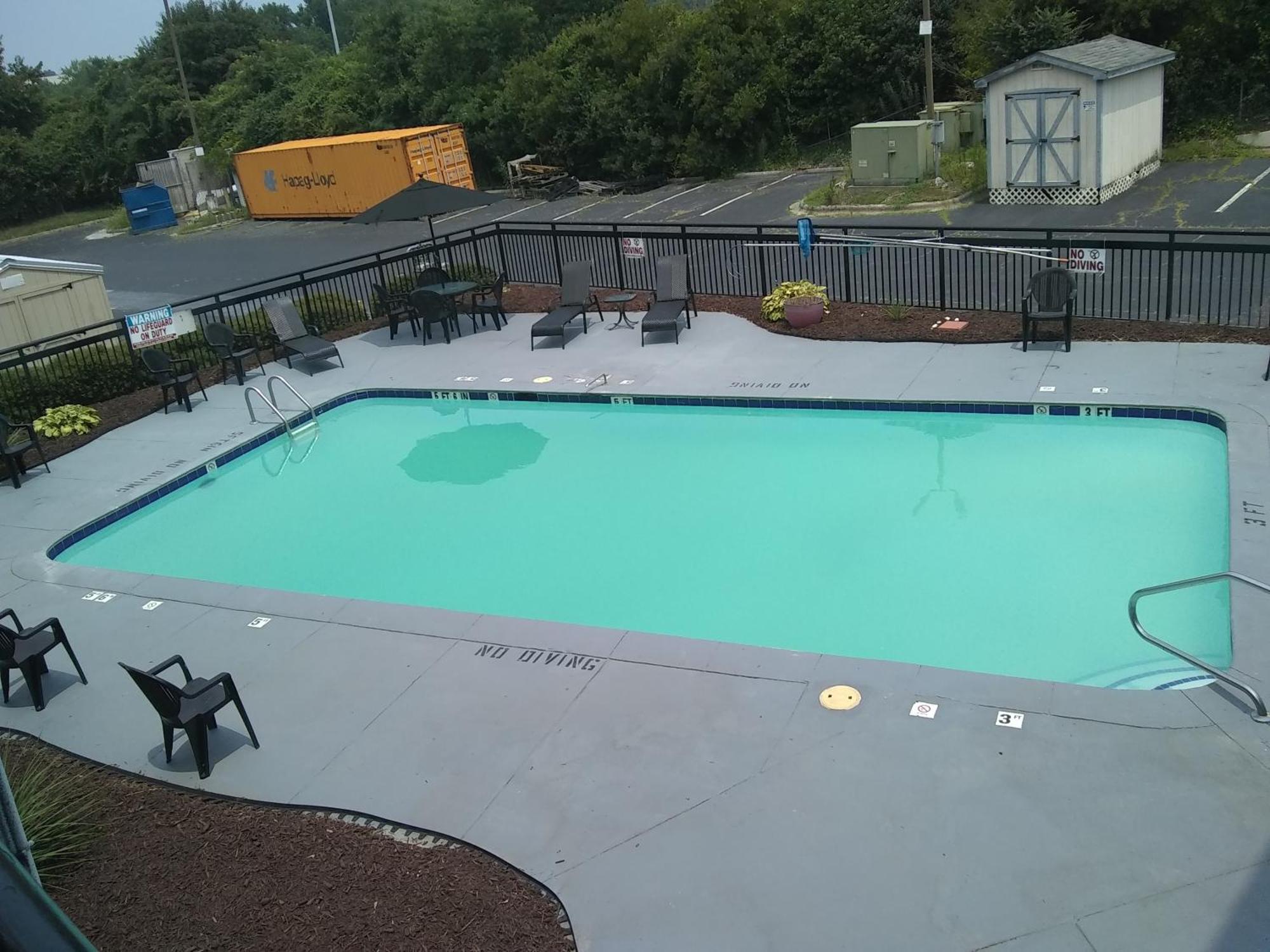 Clarion Pointe - Greensboro Coliseum Area Exterior photo